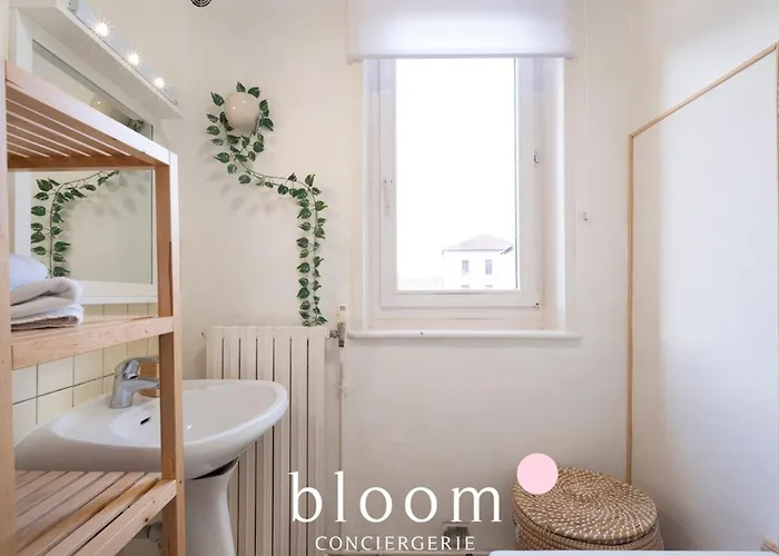 Centre 3 à 2 Pas De La Gare *