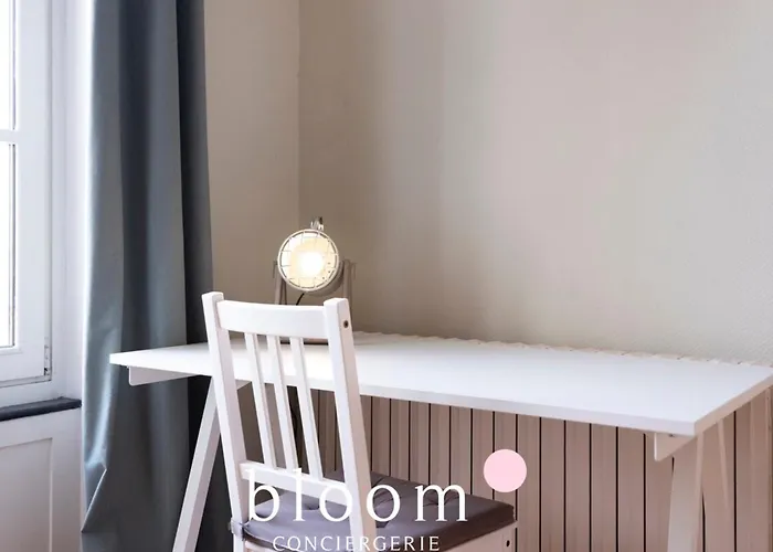 Centre 3 à 2 Pas De La Gare *